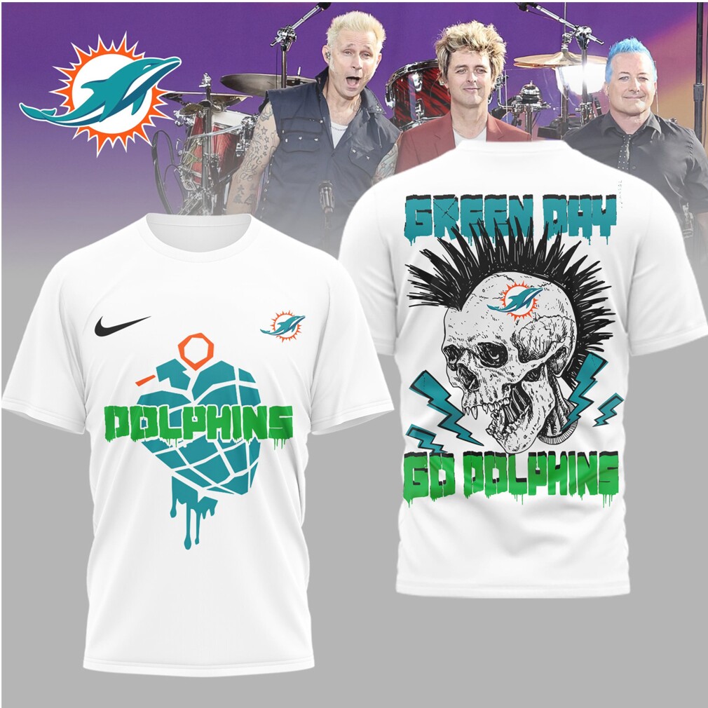 Miami Dolphins x Green Day Punk Skull Mohawk Graphic Tee Miami Dolphins x Green Day Punk Skull Mohawk Graphic Tee