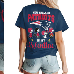 New England Patriots Snoopy Peanuts Valentine's Day Heart Graphic Cute Fan Shirt