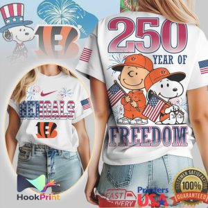 Cincinnati Bengals Snoopy & Charlie Brown 250 Year of Freedom T Shirt