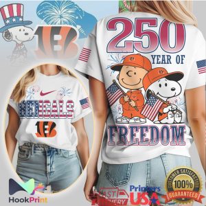 Cincinnati Bengals Snoopy & Charlie Brown 250 Year of Freedom T Shirt