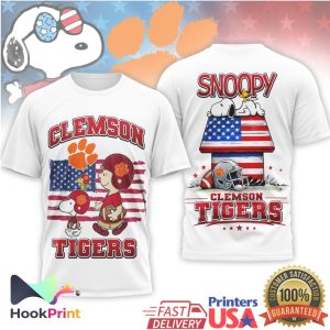 Clemson Tigers Snoopy Charlie Brown Patriotic US Flag Football T Shirt