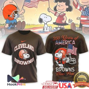Cleveland Browns Snoopy 250 Years of America NFL Patriotic T Shirt