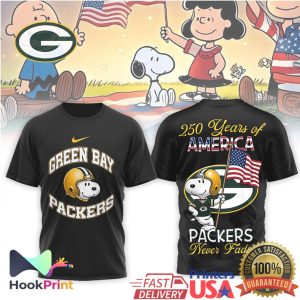 Green Bay Packers Snoopy 250 Years of America NFL Fan T Shirt