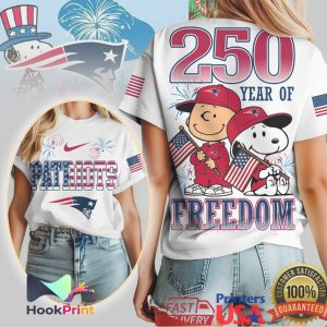 New England Patriots Snoopy 250 Year Of Freedom USA Pride T Shirt