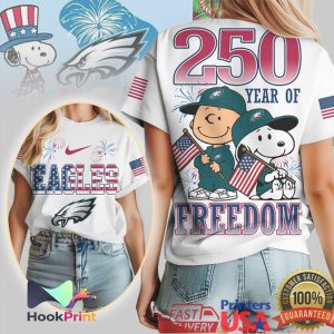 Philadelphia Eagles Snoopy 250 Year Of Freedom American Flag T Shirt