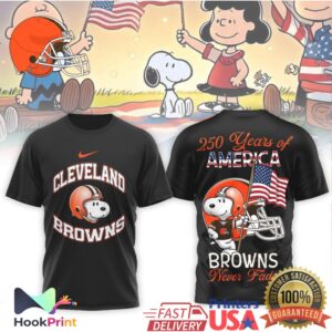 Cleveland Browns Peanuts Snoopy 250 Years of America Never Fade Vintage Fans T Shirt