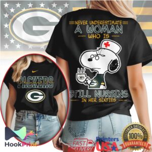 Green Bay Packers Never Underestimate A Woman Still Nursing In Her Sixties Snoopy T Shirt