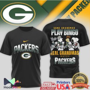 Green Bay Packers Real Grandmas Watch Packers Peanuts Characters Snoopy WoT Shirt