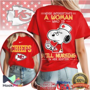 Kansas City Chiefs NFL Never Underestimate A Woman Still Nursing In Her Sixties Snoopy Women T Shirt