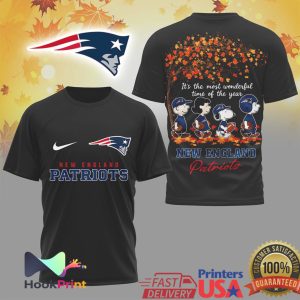 New England Patriots Peanuts Autumn Snoopy Friends Fall Football T Shirt