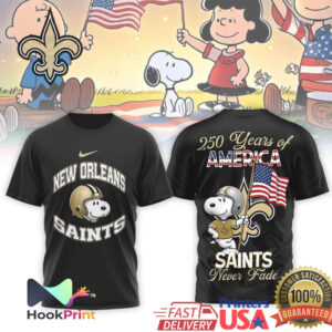 New Orleans Saints Peanuts Snoopy 250 Years of America Never Fade Vintage Fans T Shirt New Orleans Saints Peanuts Snoopy 250 Years of America Never Fade Vintage Fans T Shirt