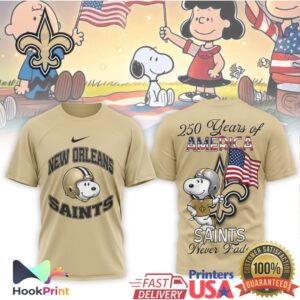 New Orleans Saints Peanuts Snoopy 250 Years of America Never Fade Vintage Fans T Shirt