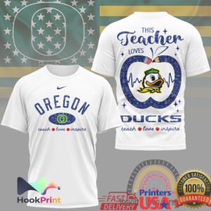 Oregon Ducks This Teacher Loves Teach Love Inspire Apple Heart Gift Men Women T Shirt