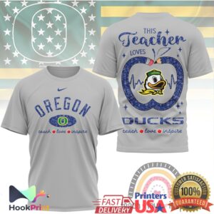 Oregon Ducks This Teacher Loves Teach Love Inspire Apple Heart Gift Men Women T Shirt